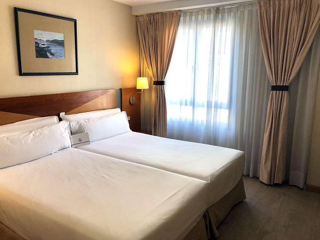 Oca Villa De Aviles Hotel Oda fotoğraf