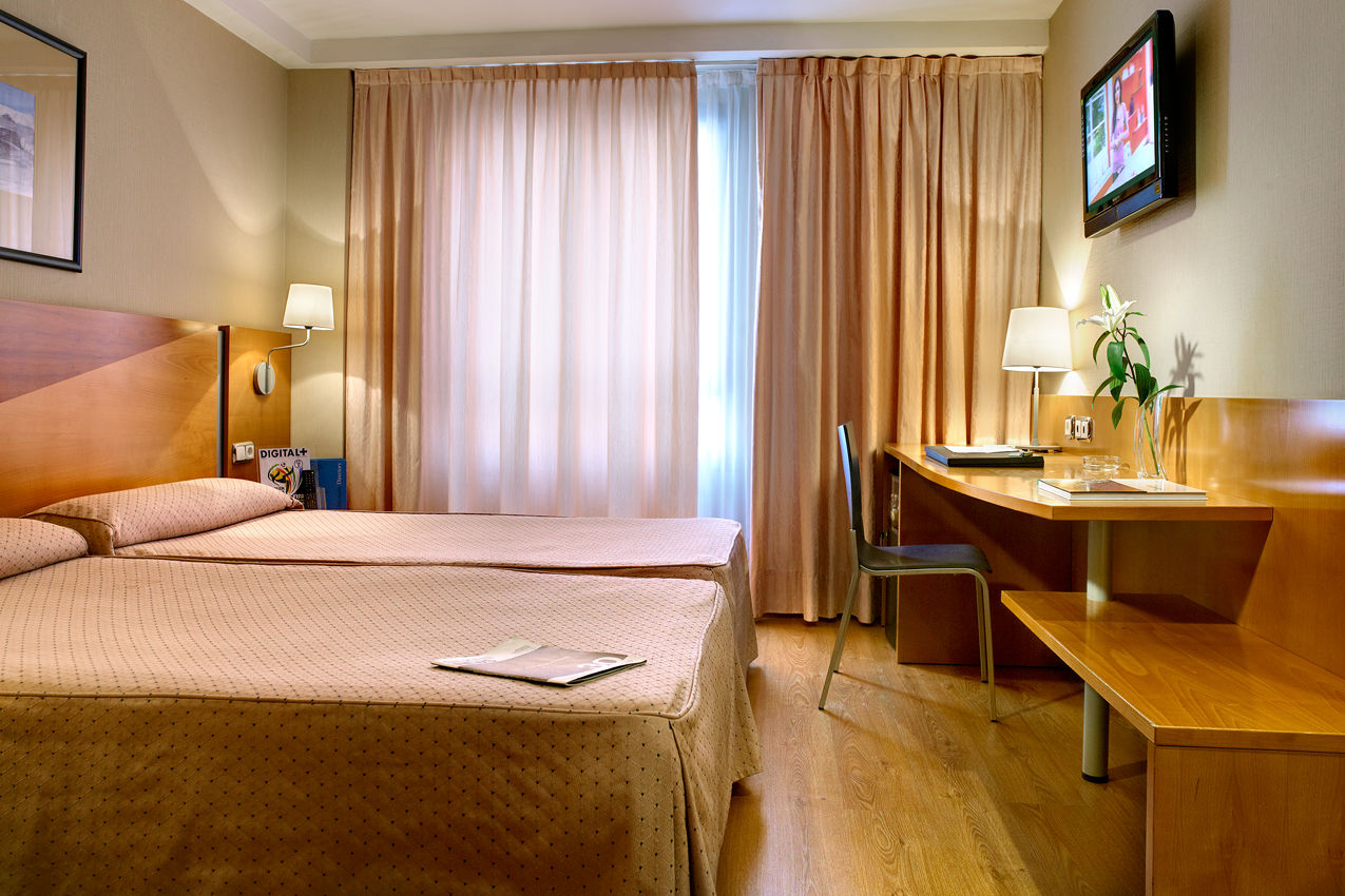 Oca Villa De Aviles Hotel Oda fotoğraf